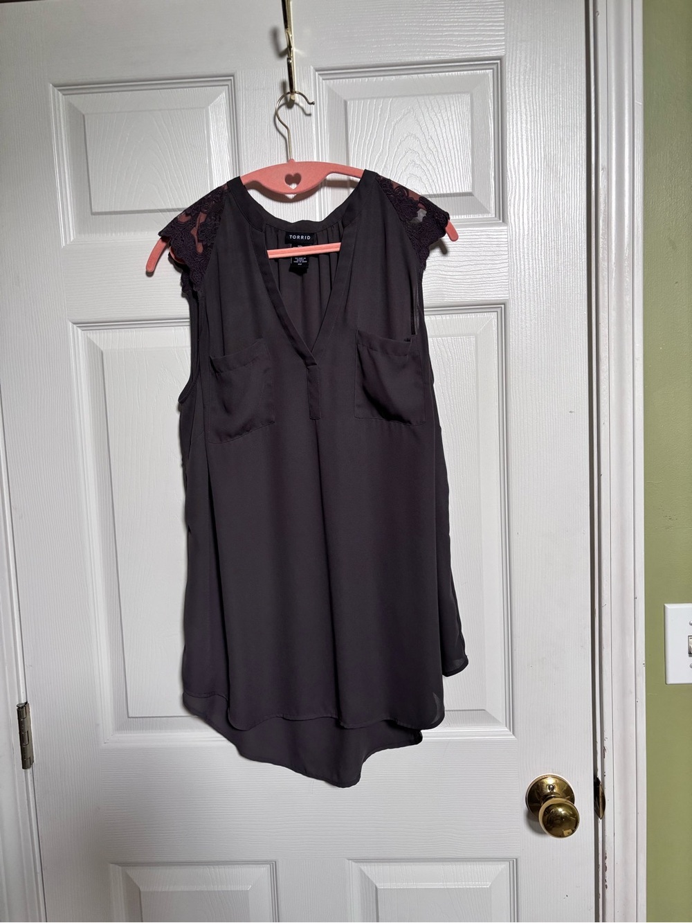 Torrid Women’s Charcoal Chiffon Sleeveless Blouse